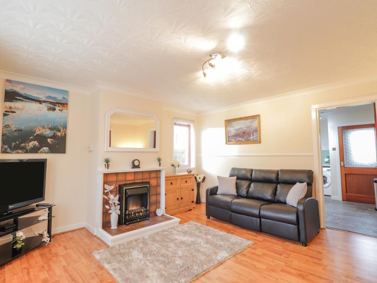 25 Langlands Terrace *
